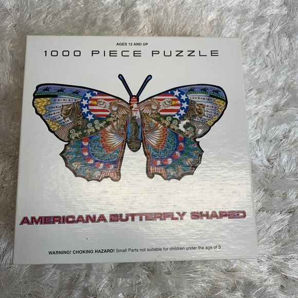 Americana Butterfly Puzzle 1000 pieces Shape Puzzle - Picture 1 of 5